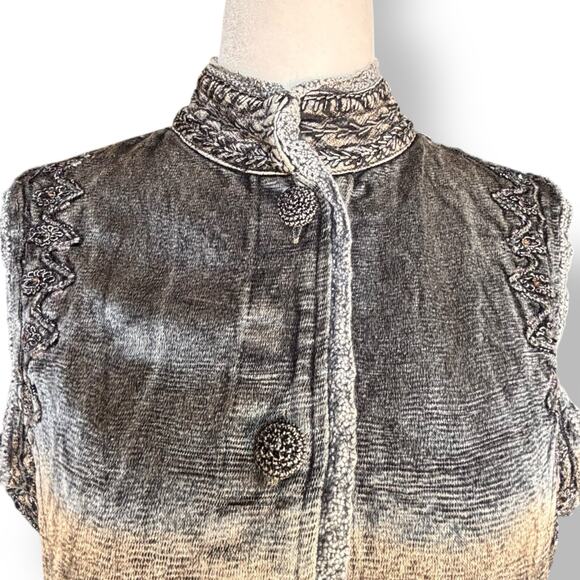 Vintage 90s Flashback Embroidered Metallic Gray Beaded Vest Floral Detail Boho - Picture 4 of 13